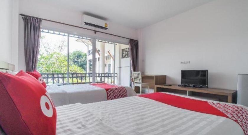 Super Oyo 662 Malee Bunga Hotel Chonburi Exteriör bild